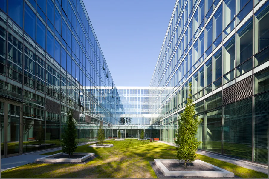 POLFLAM fire-resistant glass façade project at Pomorski Science and Technology Park